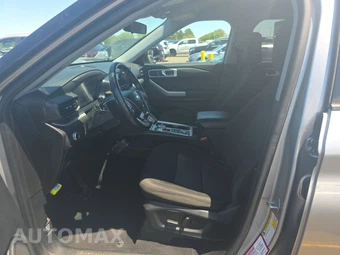 2022 Ford Explorer XLT – miniatura 7