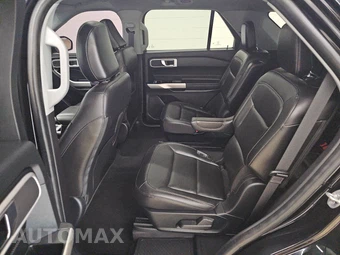 2022 Ford Explorer XLT - miniatura 13