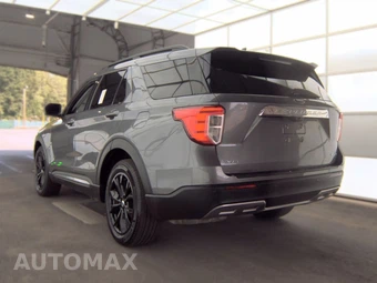 2022 Ford Explorer XLT - miniatura 8