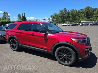 2022 Ford Explorer XLT - miniatura 3