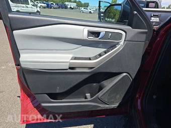 2022 Ford Explorer XLT - miniatura 9