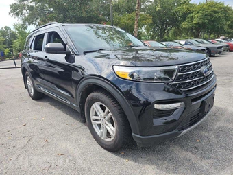 2022 Ford Explorer XLT - miniatura 4