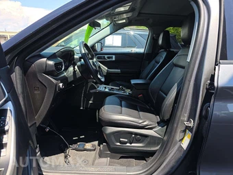 2022 Ford Explorer XLT - miniatura 6