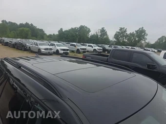 2022 Ford Explorer XLT - miniatura 12