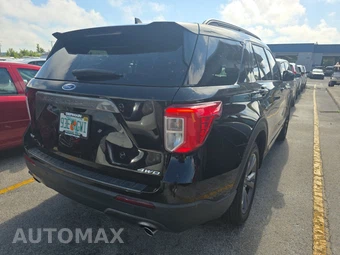 2022 Ford Explorer XLT – miniatura 4