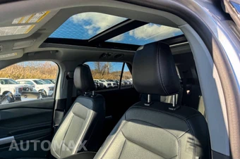 2022 Ford Explorer XLT - miniatura 19