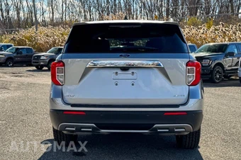 2022 Ford Explorer XLT - miniatura 4
