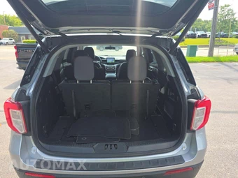 2022 Ford Explorer XLT - miniatura 15