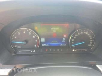 2022 Ford Explorer XLT - miniatura 9