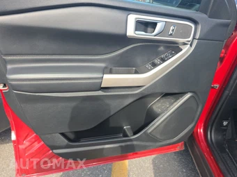 2022 Ford Explorer XLT – miniatura 9