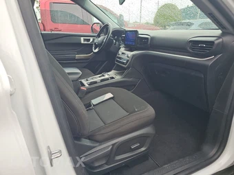 2022 Ford Explorer XLT - miniatura 8