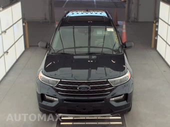 2022 Ford Explorer XLT - miniatura 2
