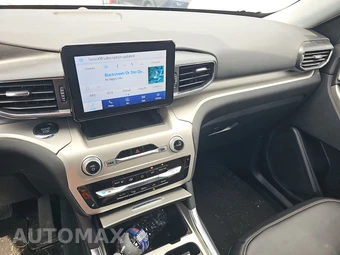 2022 Ford Explorer XLT - miniatura 6