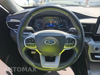 2022 Ford Explorer XLT – miniatura 10
