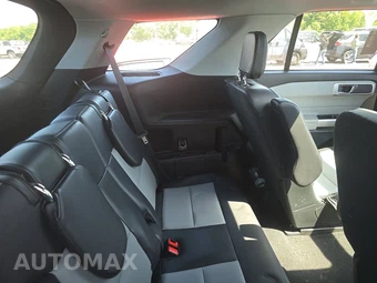 2022 Ford Explorer XLT – miniatura 14