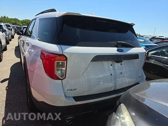 2022 Ford Explorer XLT – miniatura 5
