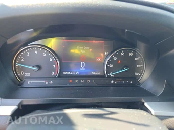 2022 Ford Explorer XLT - miniatura 4