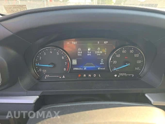 2022 Ford Explorer XLT - miniatura 9