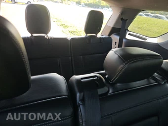 2022 Ford Explorer XLT - miniatura 14
