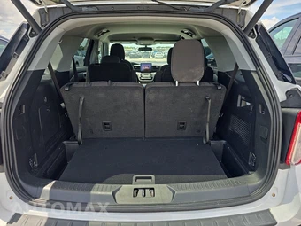 2022 Ford Explorer XLT - miniatura 17