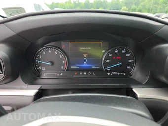 2022 Ford Explorer XLT – miniatura 12