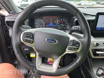 2022 Ford Explorer XLT – miniatura 4