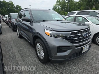 2022 Ford Explorer XLT – miniatura 9