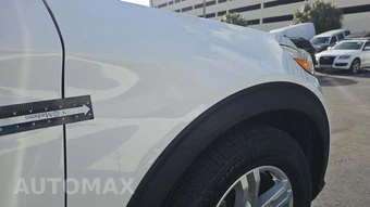 2022 Ford Explorer XLT - miniatura 4