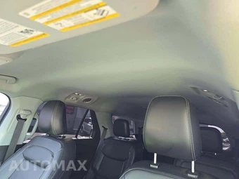 2022 Ford Explorer XLT - miniatura 11