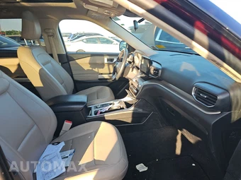 2022 Ford Explorer XLT - miniatura 28