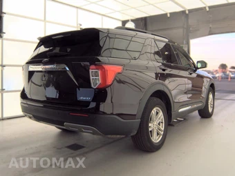 2022 Ford Explorer XLT - miniatura 4