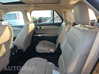 2022 Ford Explorer XLT - miniatura 9