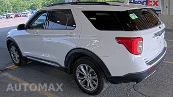 2022 Ford Explorer XLT - miniatura 2