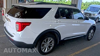 2022 Ford Explorer XLT - miniatura 4