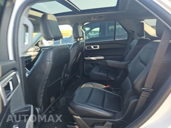 2022 Ford Explorer XLT - miniatura 9