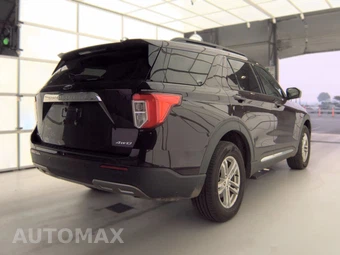 2022 Ford Explorer XLT - miniatura 4