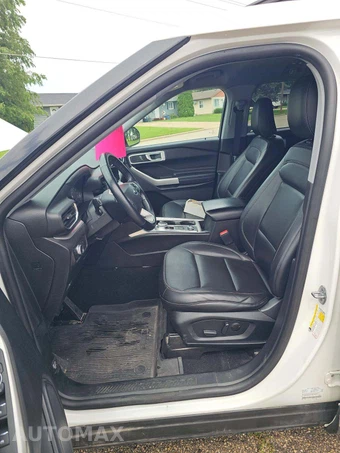 2022 Ford Explorer XLT - miniatura 3
