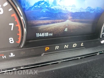 2022 Ford Explorer XLT – miniatura 12