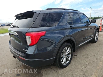 2022 Ford Explorer XLT – miniatura 4