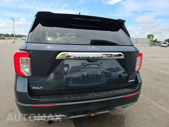 2022 Ford Explorer XLT – miniatura 5