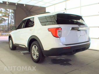 2022 Ford Explorer XLT - miniatura 6