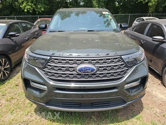 2022 Ford Explorer XLT - miniatura 2