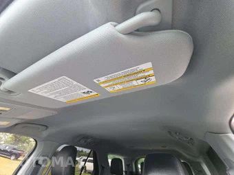 2022 Ford Explorer XLT - miniatura 11