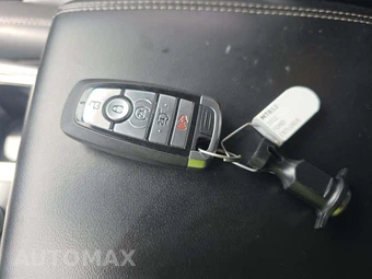 2022 Ford Explorer XLT - miniatura 8