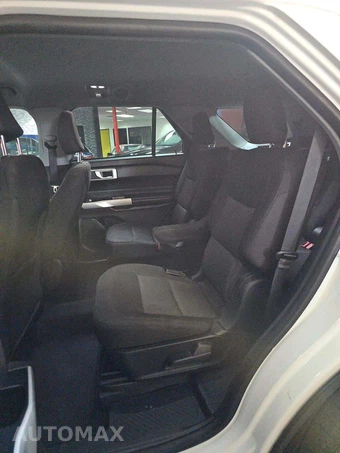 2022 Ford Explorer XLT - miniatura 13