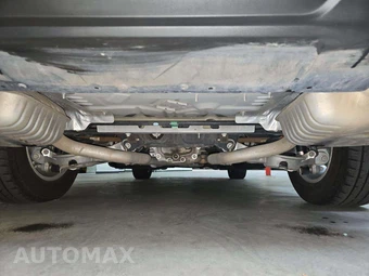 2022 Ford Explorer XLT - miniatura 16