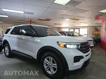 2022 Ford Explorer XLT - miniatura 4