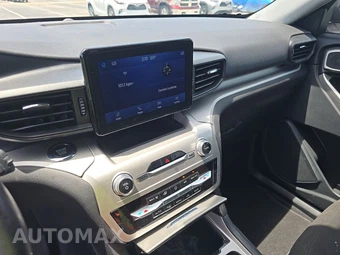 2022 Ford Explorer XLT - miniatura 11