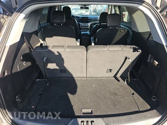 2022 Ford Explorer XLT - miniatura 11