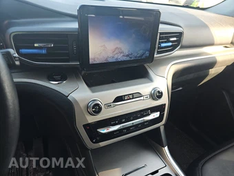 2022 Ford Explorer XLT - miniatura 6